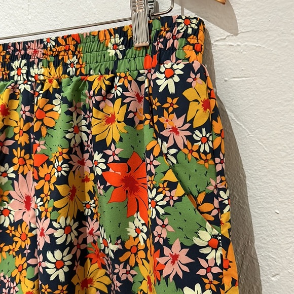 NWT ☀️ Toad&Co | Women's Sunkissed Pull On Short - True Navy Multi Print - Picture 2 of 13